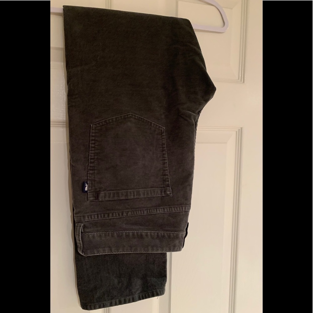 Vinyard Vines Corduroys